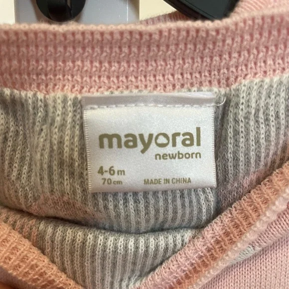 Mayoral 4-6 month bunny Newborn Outfit with hat. New with tags. - Picture 4 of 5